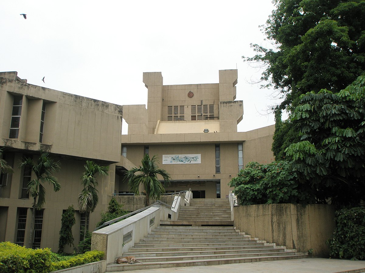 Exploring the Wonders of Science: A Visit to Nehru Science Center in Mumbai